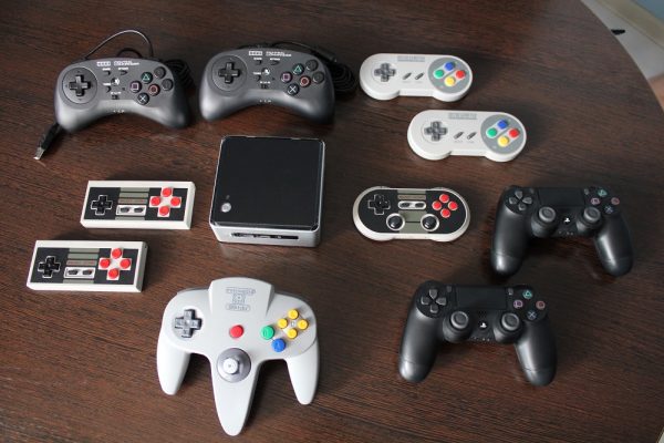 Retro Game Console